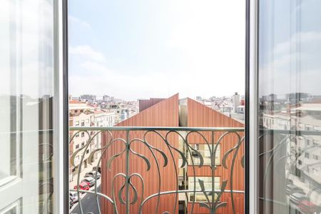 Rua Tenente Ferreira Durão, Lisbon, Lisbon 1350-315 - Photo 4