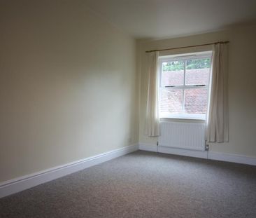 1 bedroom terraced house to rent - Photo 6