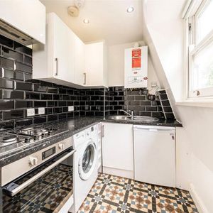 1 bedroom flat to rent - Photo 2
