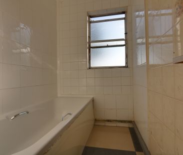 Fieldfare Road, Thamesmead, London, SE28 - Photo 3