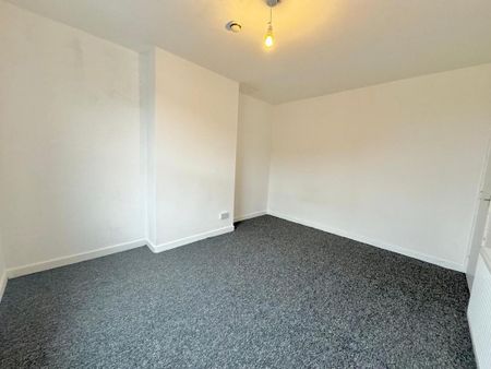 4 bedroom terraced house to rent - Photo 5