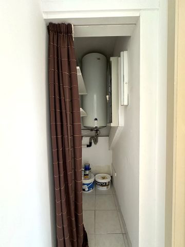 Studio gelegen op de bovenste verdieping met twee terrassen in Mariakerke - Photo 5