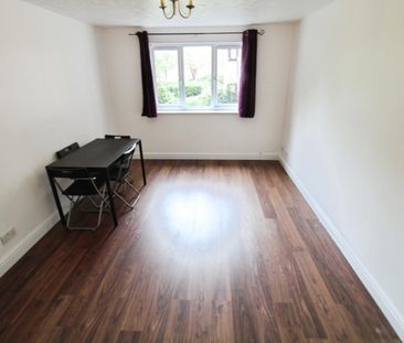 1 bedroom Flat To Let Total Size: 421 SQ FT - Photo 1