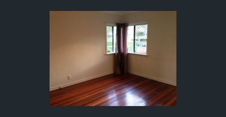 Charming Family Home in the Heart of Virgini - Photo 4