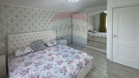 De închiriat casă modernă cu 4 camere, în Sântandrei - Fotografie 3