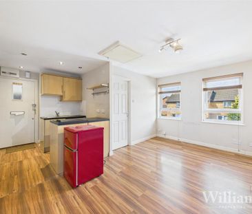 1 bedroom flat to rent - Photo 2