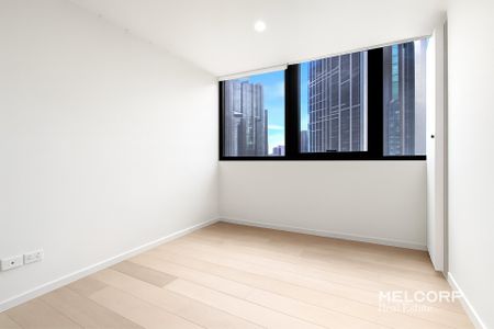 TWO-BEDROOM APARTMENT WITH PANORAMIC CITY VIEWS - UNFURNISHED - Photo 5