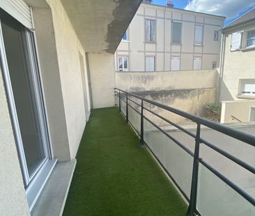 Location Appartement 2 pièces 39m² ORLEANS 45000 - Photo 3