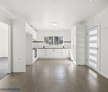 Quality Family Home in Prime Location - Photo 1