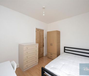 5 bedroom terraced house to rent - Photo 3