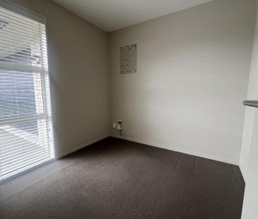 86 Hoffman Court, Waikiwi - Photo 2