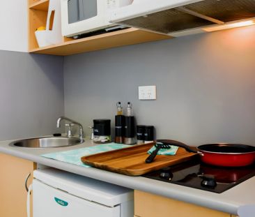 1 Bedroom Apartment – 1 to 2 occupants - Photo 1