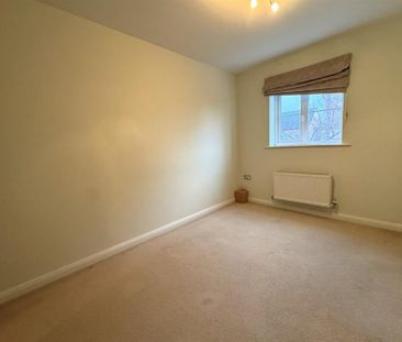 3 Bedroom Mews To Let - Photo 5