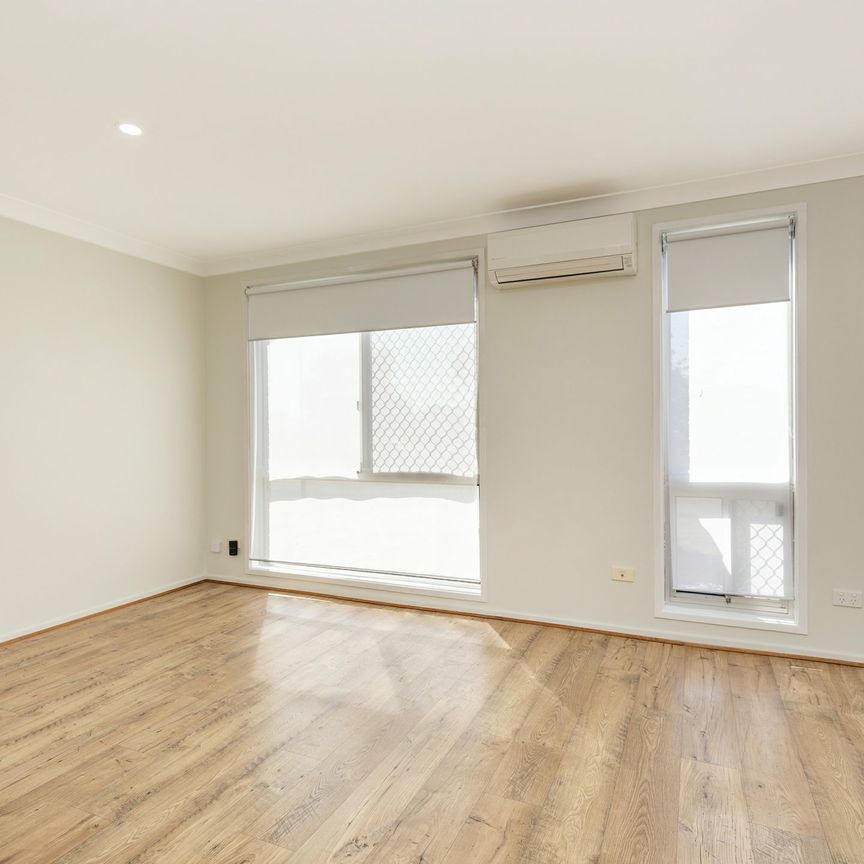 Lovely 2 bedroom unit in South Tamworth - Photo 1