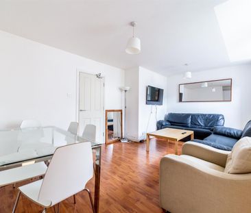 6 bed maisonette to rent in Goldspink Lane, Sandyford, NE2 - Photo 2