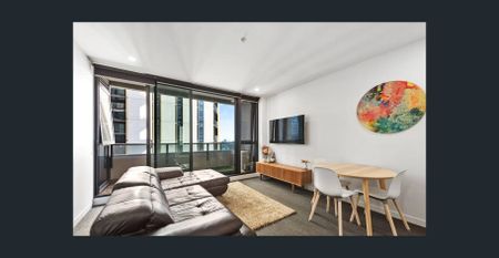 Fully Furnished CBD Living at 4907/80 ABeckett Street, Melbourne - Photo 2