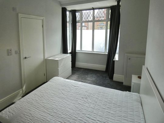 House share to rent - Photo 1