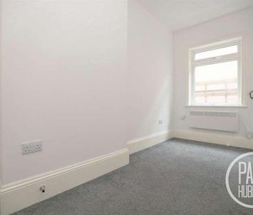 London Road North, Lowestoft, NR32 - Photo 1