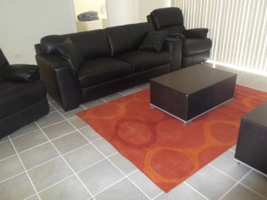 12 Barrie Robran Gate - Photo 1