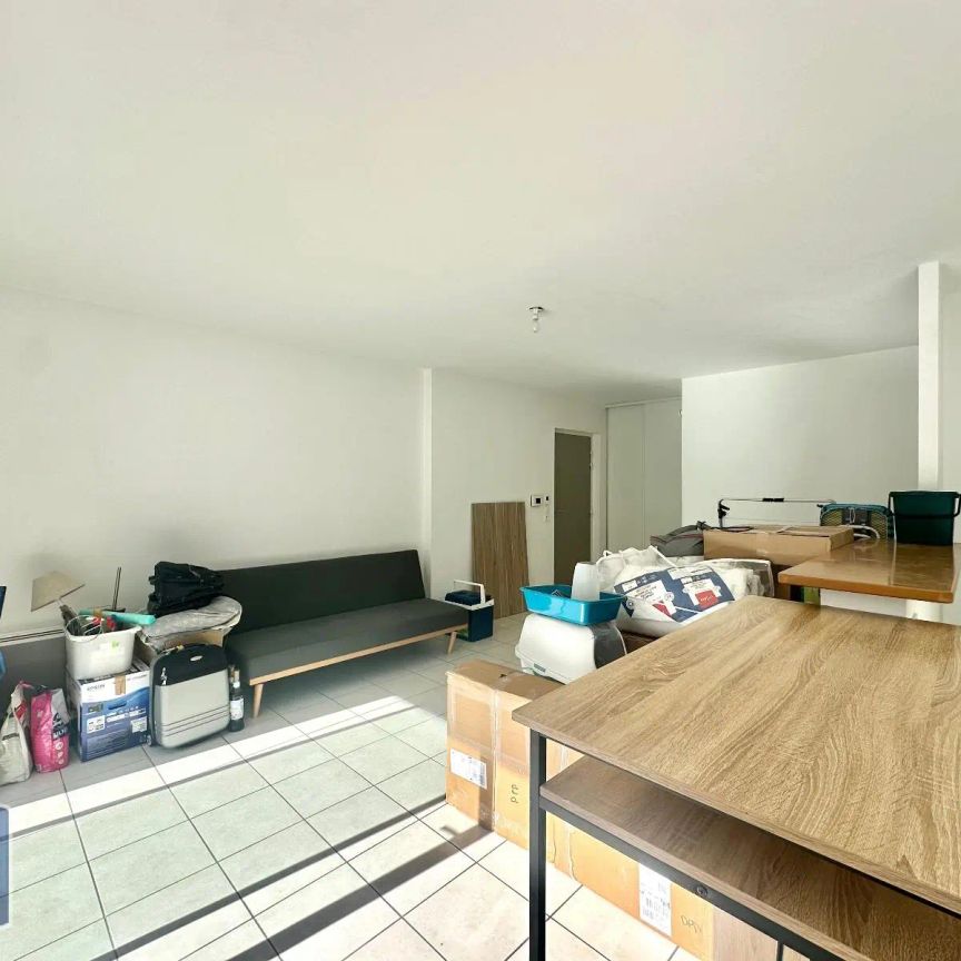 Appartement à louer 3 pièces 66.05m² - Photo 1