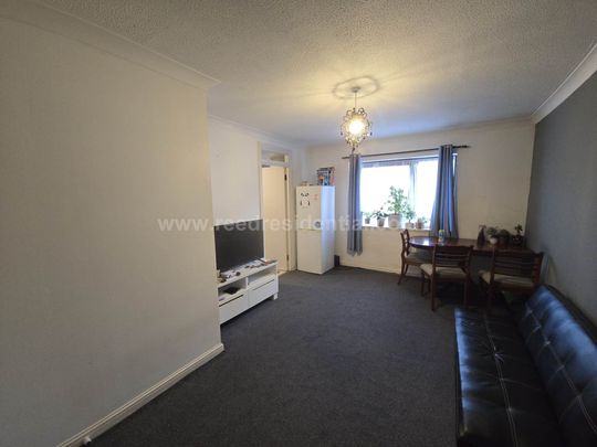 Roots Hall Drive, Southend On Sea - Photo 1