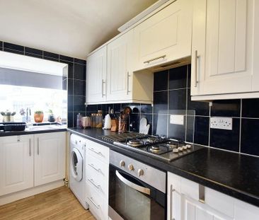 2 bedroom terraced house to rent - Photo 5