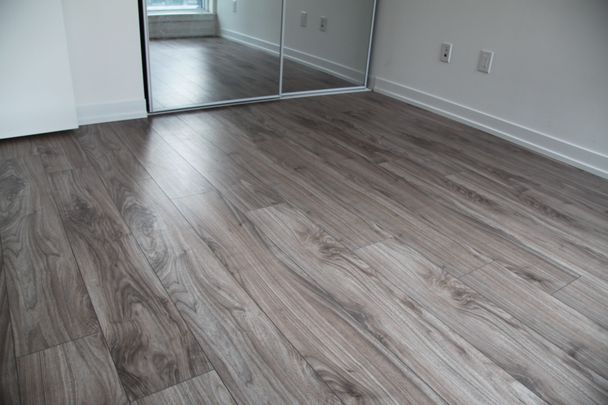 For Lease - 4065 Confederation Parkway Unit# 517, Mississauga, Ontario - Photo 1