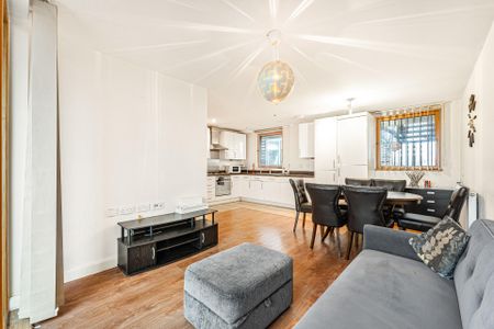 oberon court - Photo 2