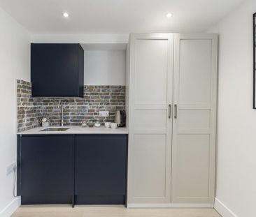 Studio to rent - Photo 2