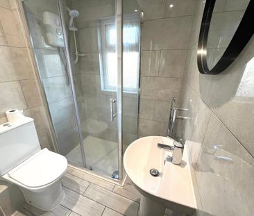 2 bedroom terraced house to rent - Photo 6