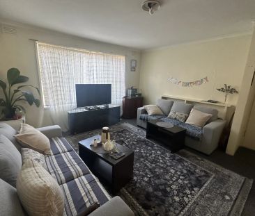 2-Bedroom Ground Floor Flat in Prime Dandenong Location - Photo 1