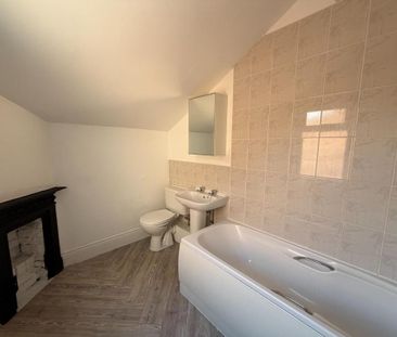 2 bedroom terraced house to rent - Photo 6