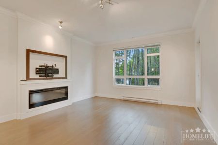 20211 66 Ave — Spacious 2-Bedroom + Den Condo in Elements, Langley - Photo 3