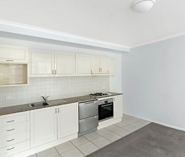 240/25 Wentworth Street, Manly. - Photo 3