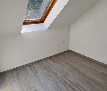 Schnuckelige Wohnung unter'm Dach - mit Einbauküche - Photo 4