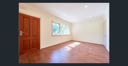 Comfort, Space and Convenience in the Heart of Vermont - Photo 2