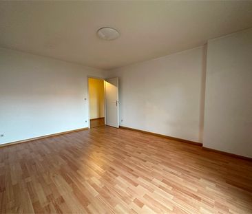 Location Appartement 2 pièces 53m² - Photo 3