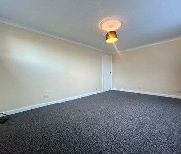 Ropley Road, Bournemouth - Photo 4