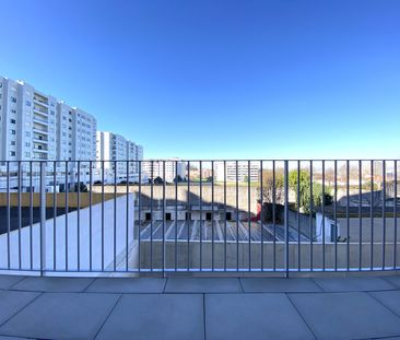 Apartamento T1 para Arrendamento com Varanda e Lugar de Estacioname... - Photo 4