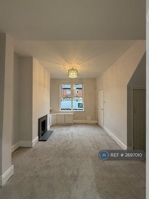 2 bedroom terraced house to rent - Photo 1