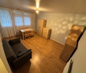 1 Bed Flat, Edgecot Grove, N15 - Photo 2