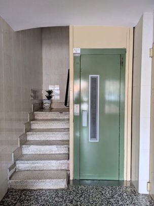 Carrer de Sant Pere, Valencia, Valencian Community 46011 - Photo 1