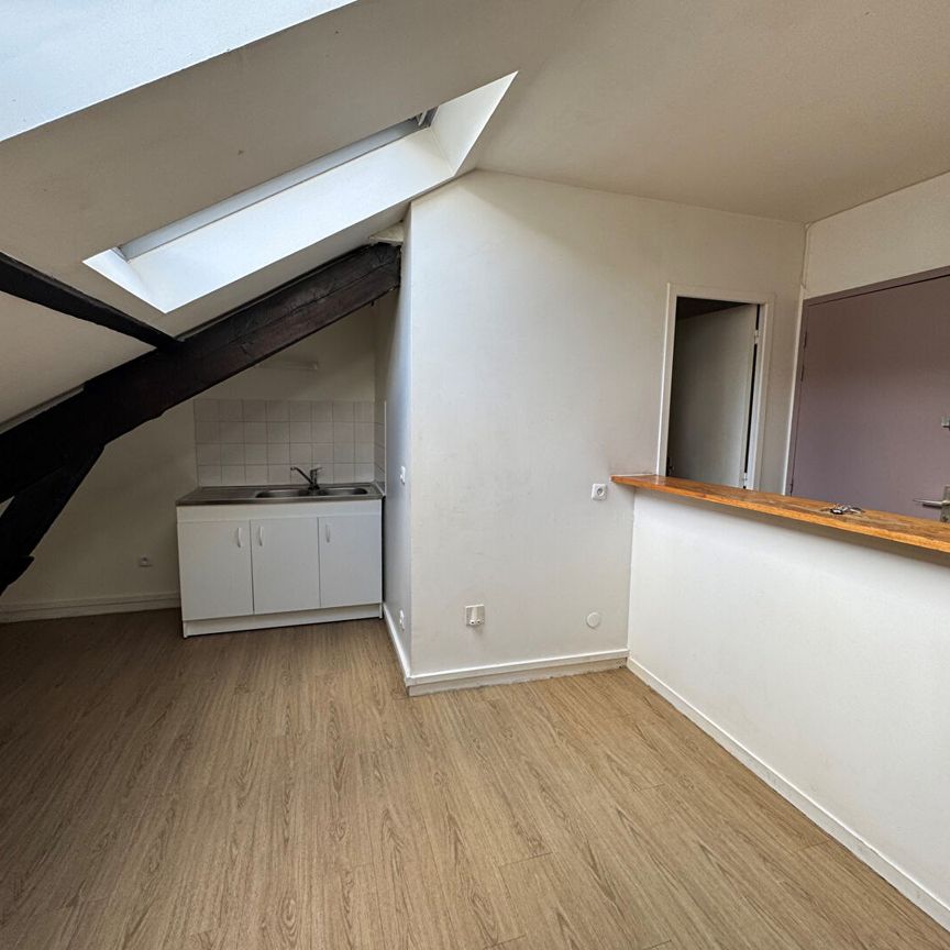 Location Appartement 2 pièces 29m² - Photo 1