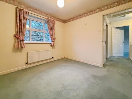 3 bedroom detached house to rent - Photo 4