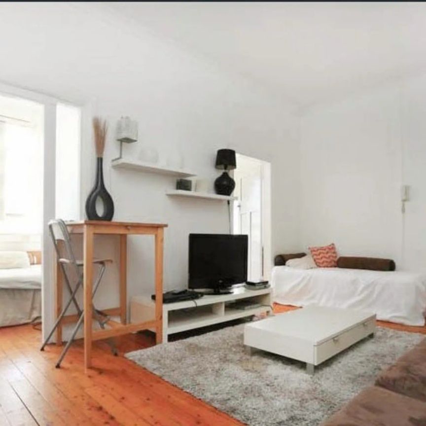 Fully Furnished Top Floor Apartment - Moments From Manly Corso And Manly Beach - Photo 1