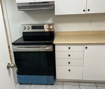 For Lease - 98 Frontenac Avenue Unit# 2, Toronto, Ontario - Photo 6