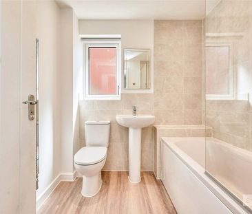 3 bedroom house to rent Handscomb Way, Bishop's Stortford, Essex, CM23 - Photo 6
