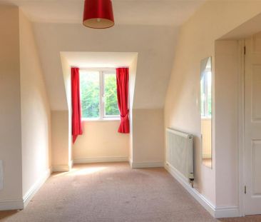 3 bedroom detached house to rent - Photo 3