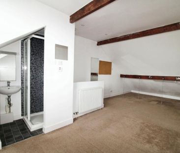 3 bedroom end of terrace house to rent - Photo 3