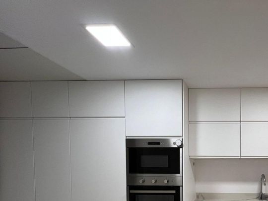 2 bedroom luxury Flat for rent in Nueva Andalucia, Andalusia - Photo 1